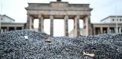 Winterdienst und Streugut: Müssen Eigentümer und Mieter Streugut wieder entfernen?