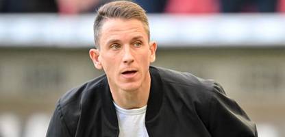 vfl wolfsburg: trainer daniel bauer findet »kultur des clubs nicht bundesligatauglich«