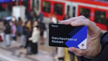 Deutschlandticket für Zehntausende städtische Mitarbeiter in Hamburg günstiger