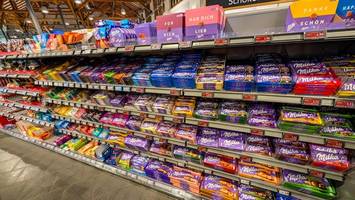 beliebte schokolade ist mogelpackung des monats: weniger inhalt, selber preis