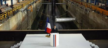 Macron-Rede vor Atom-U-Boot in brisanten Zeiten: Frankreich baut mehr Atomwaffen
