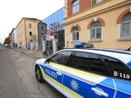 Prozessbeginn in Neu-Ulm: Baby stirbt nach Hausgeburt ohne Arzt – zwei Frauen vor Gericht