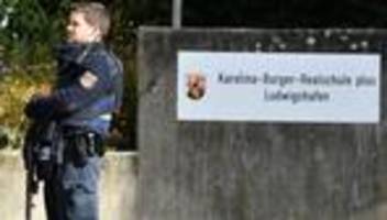 Personalkosten der Polizei: Niemand muss für Reizgas-Einsätze an Schule zahlen