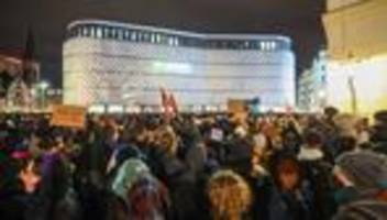 Polizeibefugnisse: Polizeigesetz: Aktionsbündnis warnt vor Überwachungsstaat