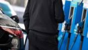 Verbraucherpreise: Irankrieg lässt Preise für Sprit und Heizöl steigen