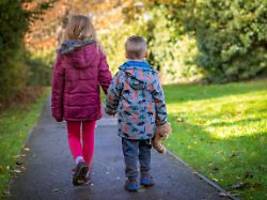 einfluss von trennungen: scheidungskinder haben durchschnittlich weniger nachwuchs