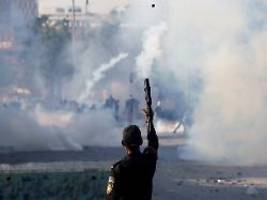 elf tote bei sturm auf konsulat: us-soldaten erschießen demonstranten in pakistan