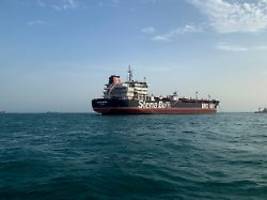 Durchfahrt der Straße von Hormus : Iran-General droht jedes Schiff zu verbrennen
