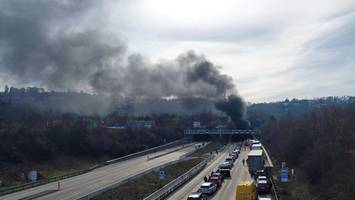 Bei Stuttgart: Feuer in Engelbergtunnel ausgebrochen – zwei Verletzte