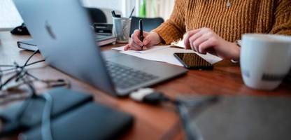 umfrage zu frauen in der it: fast die hälfte der befragten findet männer besser geeignet