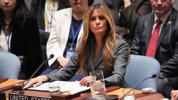 melania trump leitet mitten im krieg sitzung des un-sicherheitsrats