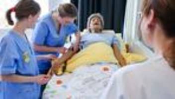 Simulationslabor: Hochschule eröffnet interaktiven Übungsraum für Pflegeberufe