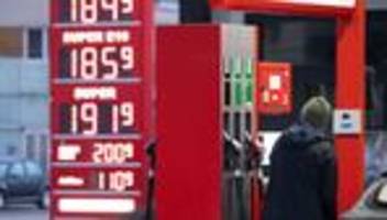 Spritpreise: Steigende Spritpreise – Panter besteht auf Markttransparenz