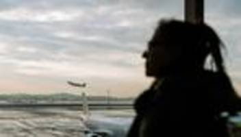 Fluggastrechte: EU-Gericht stärkt Fluggastrechte bei Verspätungen