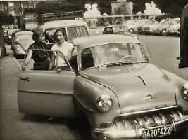 Bremer Laternenparker-Urteil : Seit wann dürfen Autos auf der Straße parken?