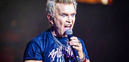 billy idol behauptet, crack habe bei seinem heroinentzug geholfen