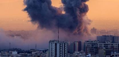 iran-krieg - news am mittwoch: usa wollen seit kriegsbeginn fast 2000 ziele in iran attackiert und 17 schiffe zerstört haben