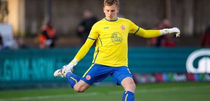 3. liga: rwe-torwart felix wienand nach böllerwurf im krankenhaus