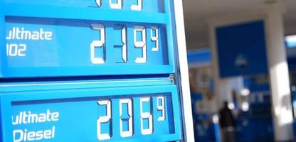 Spritpreise: Diesel und Benzin über zwei Euro – Diskussion um Entlastungen