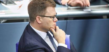 Bundesumweltminister Carsten Schneider: »Erneuerbare Energien sind Sicherheitsenergien«