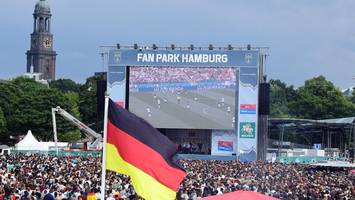schock für fußball-fans: wm-party auf dem heiligengeistfeld fällt aus