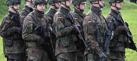 im nahen osten fallen die bomben, doch die bundeswehr kämpft mit dem barterlass