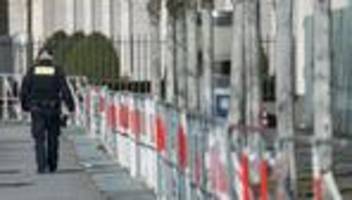 ard-deutschlandtrend: rund drei viertel der deutschen stuft weltlage als bedrohlich ein