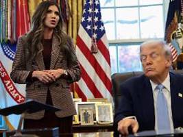 MAGA-Krieger soll nachfolgen: Trump beruft umstrittene Heimatschutzministerin Kristi Noem ab