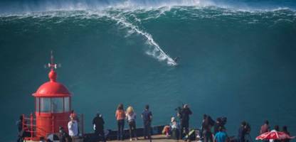 »on the wave«: das surfer-leben des sebastian steudtner und die rolle von jürgen klopp