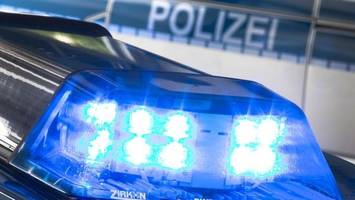 Exhibitionist umklammert 74-Jährige in Henstedt-Ulzburg auf der Straße