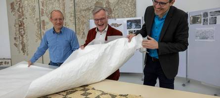 frisch enthüllt: bedeutendes mosaik aus augsburgs römischer vergangenheit