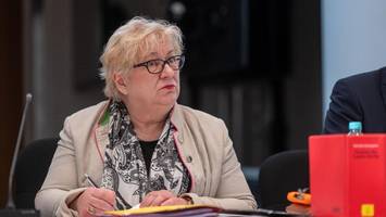 fördergeld-affäre in berlin: ausschussvorsitzende erschreckt über dreistigkeit