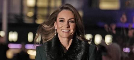 royals: warum prinzessin kate keine autogramme geben darf