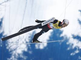 Skispringen: Prevc sichert sich trotz Disqualifikation die „Big Five“