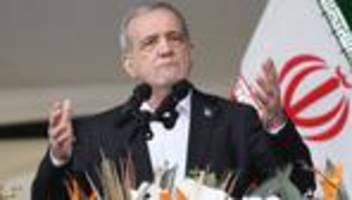 krieg in iran: irans präsident nennt forderung nach kapitulation absurd