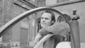 Peter Schneider: Über die Schwierigkeit, sich von Irrtümern zu lösen