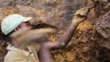 Unfälle: Erdrutsch begräbt über 100 Arbeiter in Coltan-Mine im Kongo