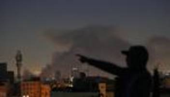 Nahost-Überblick: Neue Angriffe auf Teheran, USA sprechen von schwerstem Bombardement