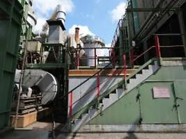 brand wegen heißer schlacke: staplerfahrer bei aurubis stirbt nach schwerem unfall