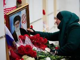 Vergeltungsschläge rechtmäßig: Irans UN-Botschafter warnt Trump vor Einmischung bei Chamenei-Nachfolge