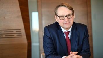 Gesamtmetall-Chef alarmiert: „Werden dieses Jahr 150.000 Stellen verlieren“