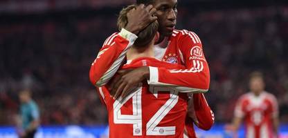 fc bayern münchen: nicolas jackson glänzt gegen gladbach und erhält kompanys unterstützung