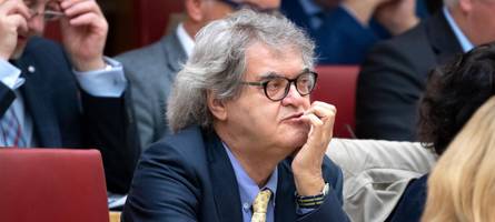 Wahlwerbung von Ex-Focus-Chef Helmut Markwort in Augsburg löst Irritationen aus