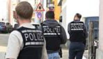 Kriminalität: Mann schweigt zu Motiv nach Messerangriff in Moschee