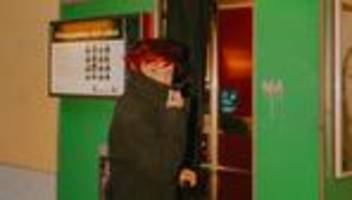 WhiteDate: Ist diese Frau ein gefährlicher Nazi?