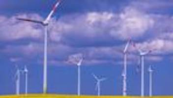 wind und solar: neue entschädigungen günstiger für windkraft-erzeuger