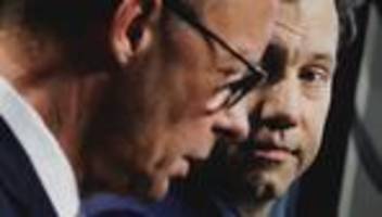 Krieg als Wahlkampfthema: Eine Distanz, die sich auszahlen soll