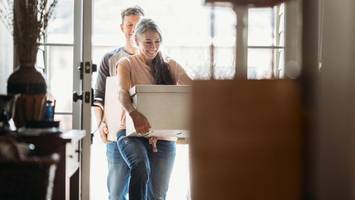 Baufinanzierung: „Empfehlenswert sind drei bis sechs Nettogehälter“