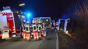 bahnstrecke hamburg-berlin: db-bauarbeiter verunglücken auf einsatzfahrt