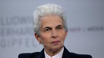 strack-zimmermann zur landtagswahl: „die fdp lebt. aber sie hat grippe“